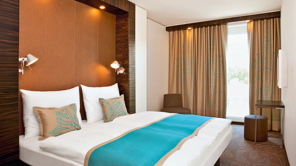 Motel One Manchester-Piccadilly ภายนอก รูปภาพ